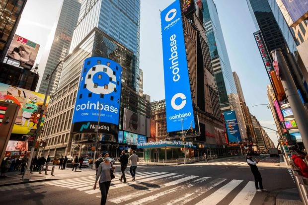 与贝莱德合作后反弹，Coinbase 能否迎来「第二春」？